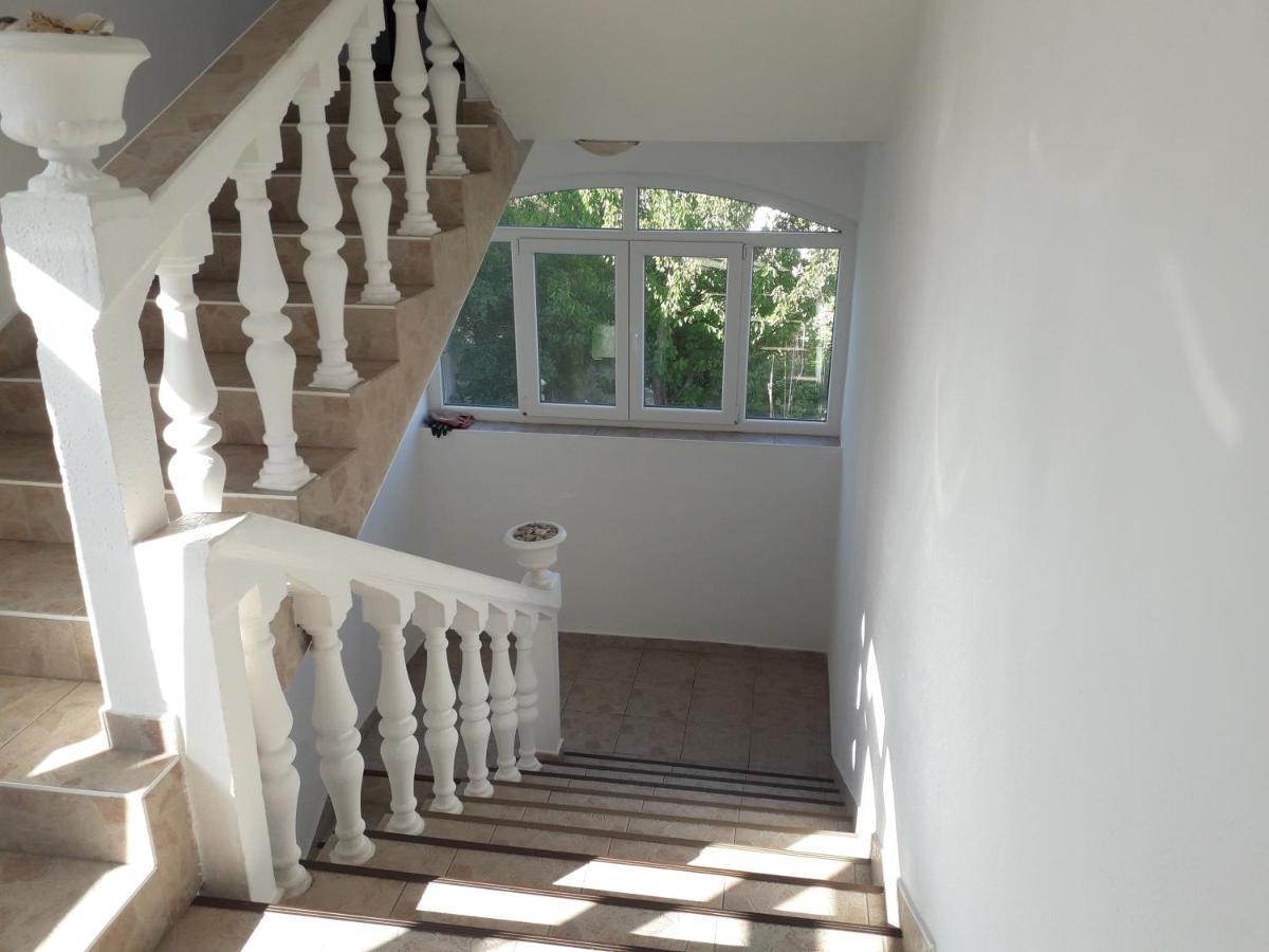 Lovely Meta Apartments Palit Экстерьер фото