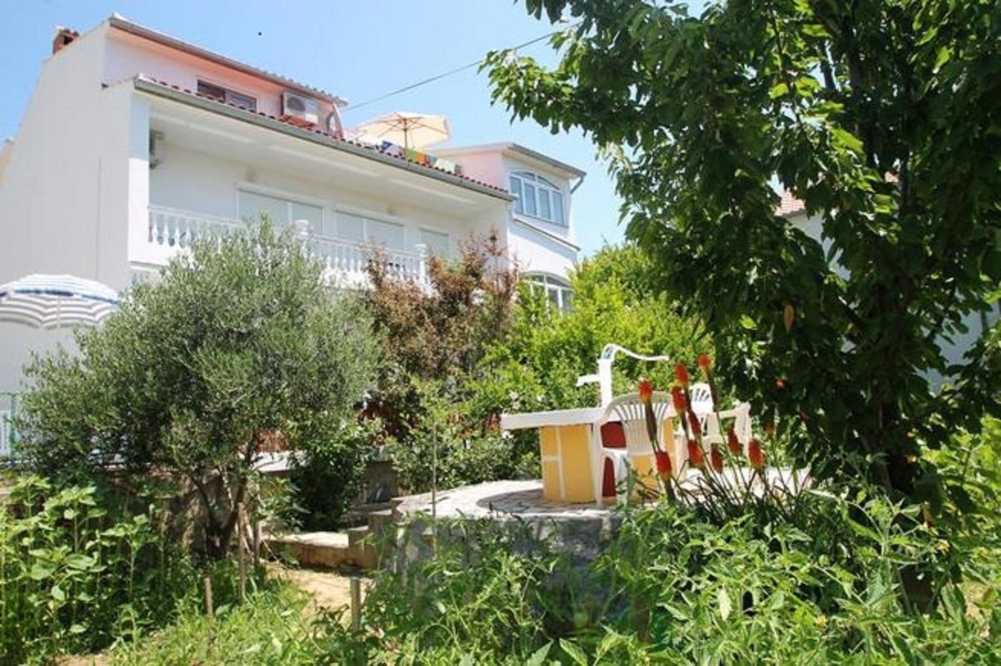 Lovely Meta Apartments Palit Экстерьер фото