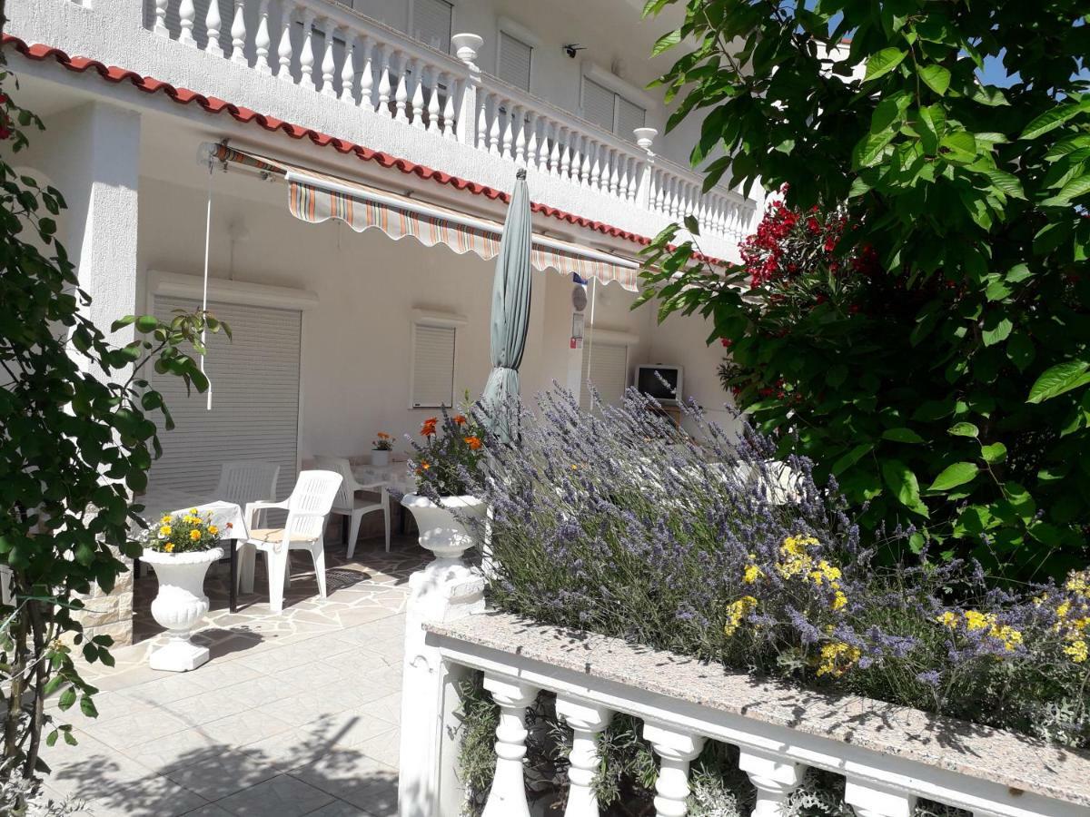 Lovely Meta Apartments Palit Экстерьер фото